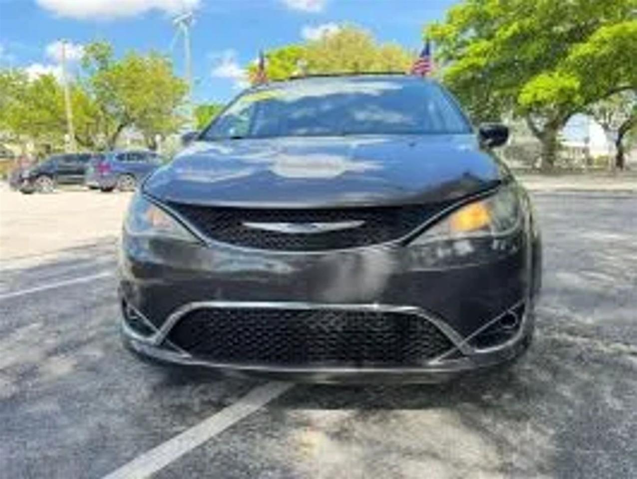 Chrysler Pacifica Touring-L 2020
