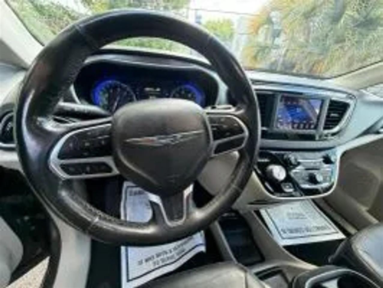 Chrysler Pacifica Touring-L 2020