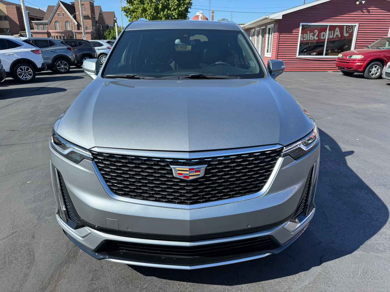 2023 Cadillac XT6 Premium Luxury photo 2