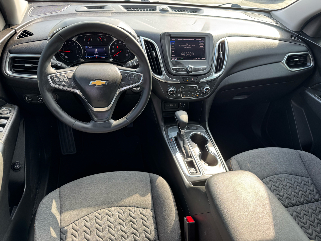 2023 Chevrolet Equinox LT photo 11