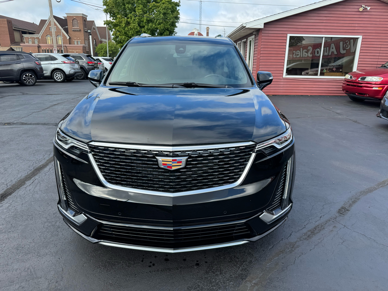 2025 Cadillac XT6 Premium Luxury photo 2
