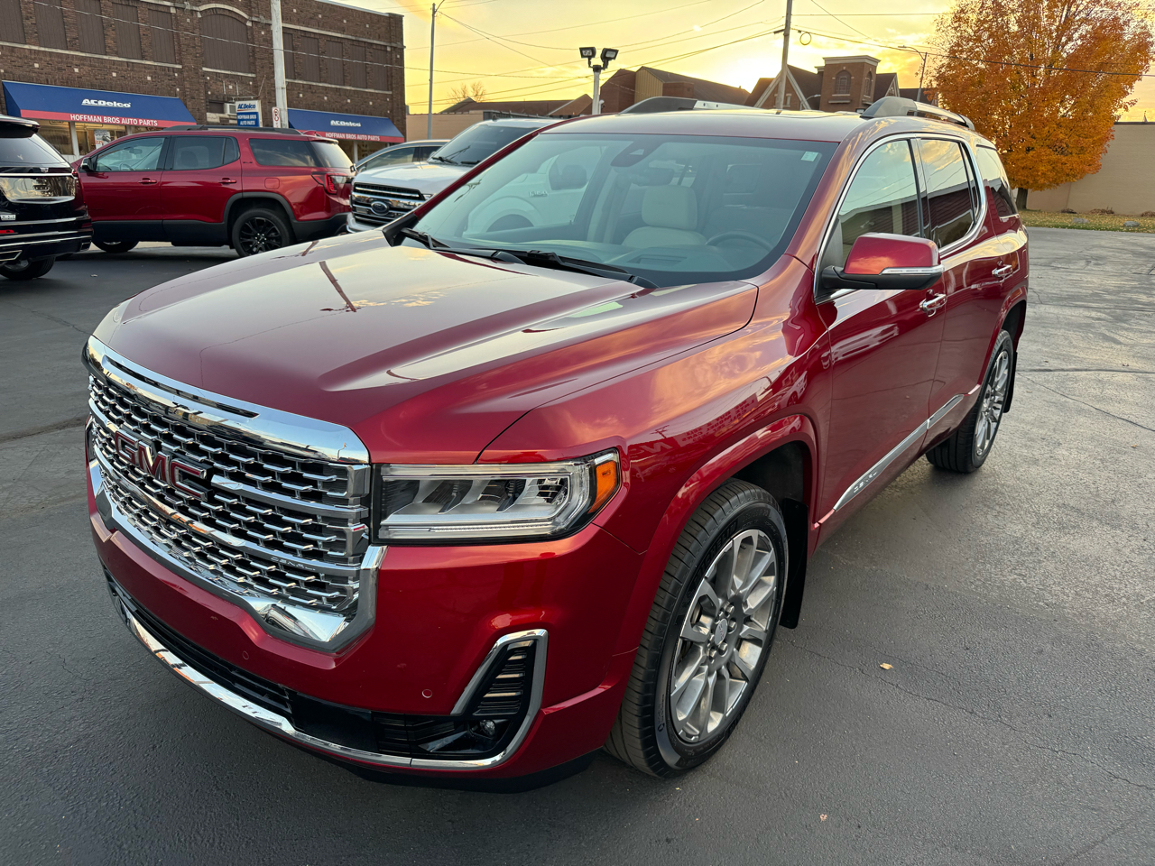 2023 GMC Acadia Denali