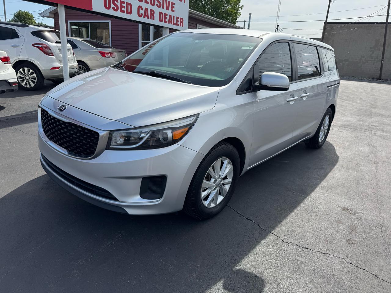 2017 Kia Sedona L FWD