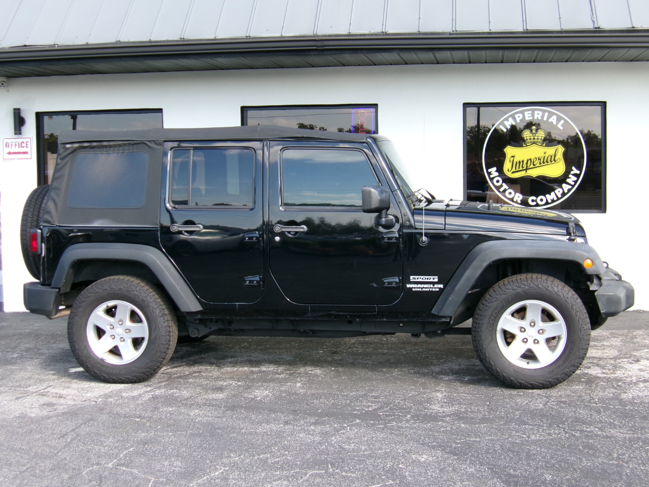 Jeep Wrangler Unlimited Sport 4WD 2014 Jeep Wrangler Unlimited Sport 4WD 2014