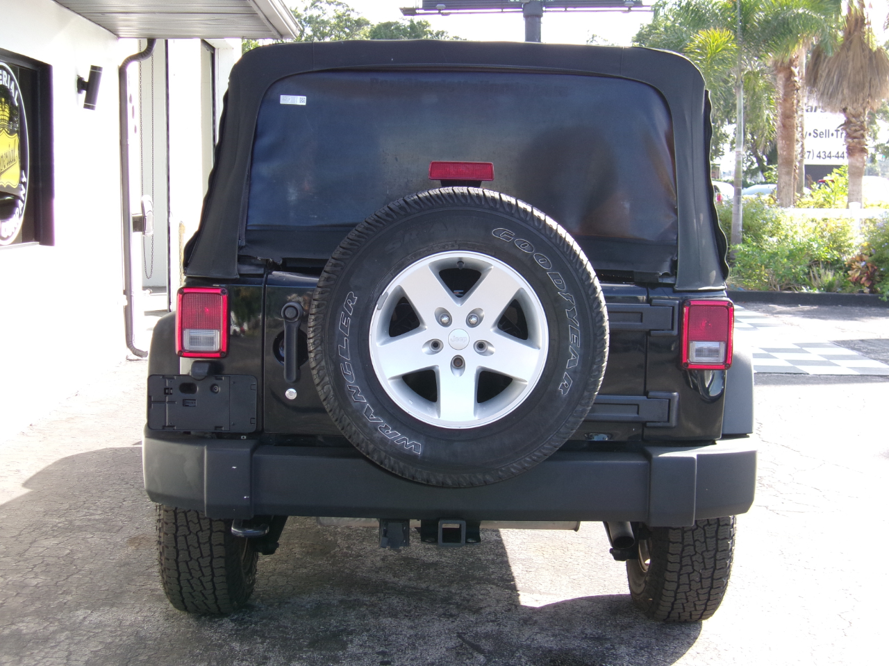 Jeep Wrangler Unlimited Sport 4WD 2014 Jeep Wrangler Unlimited Sport 4WD 2014