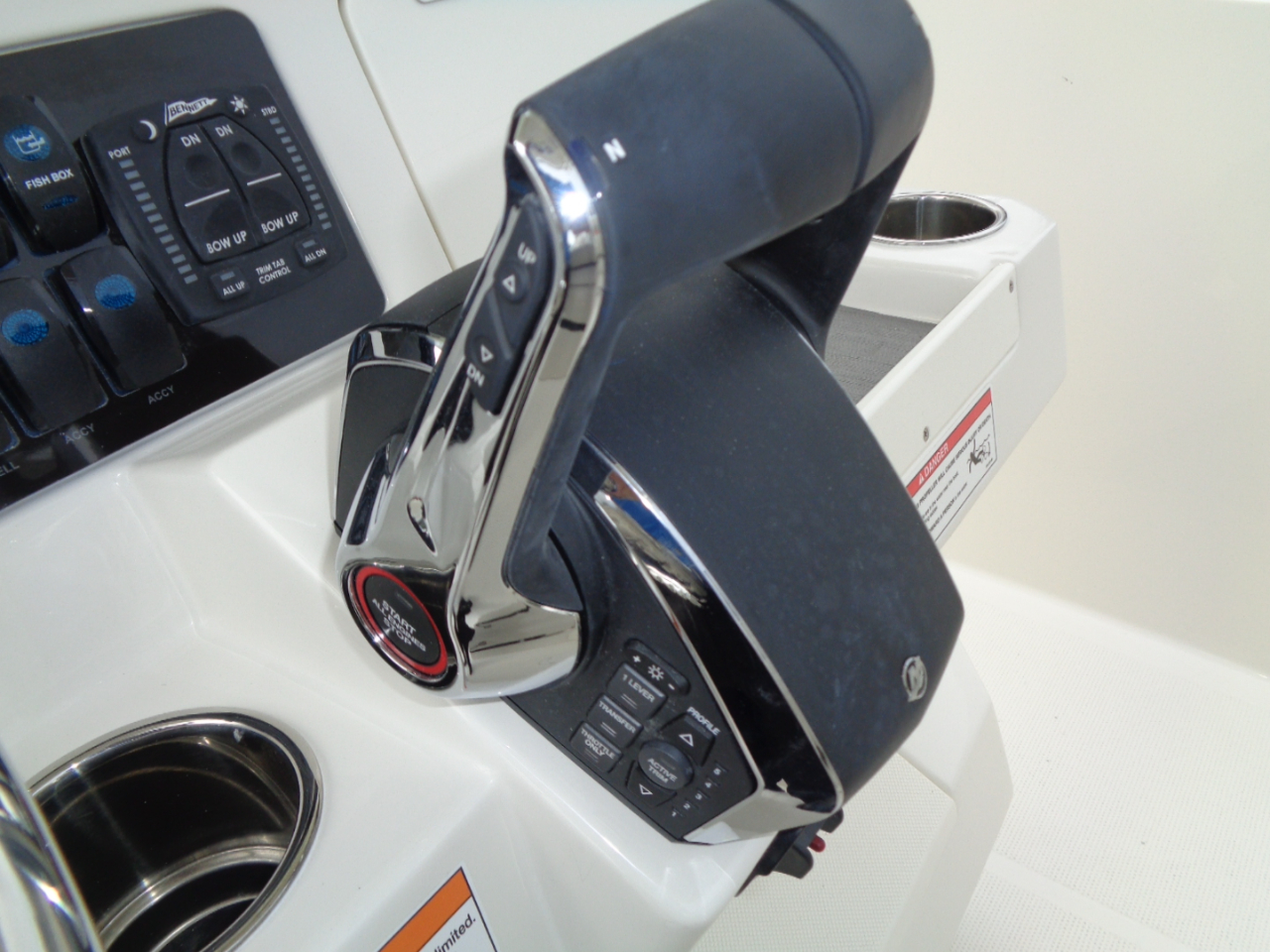 Sailfish  290 Center Console  2026 Sailfish  290 Center Console  2026