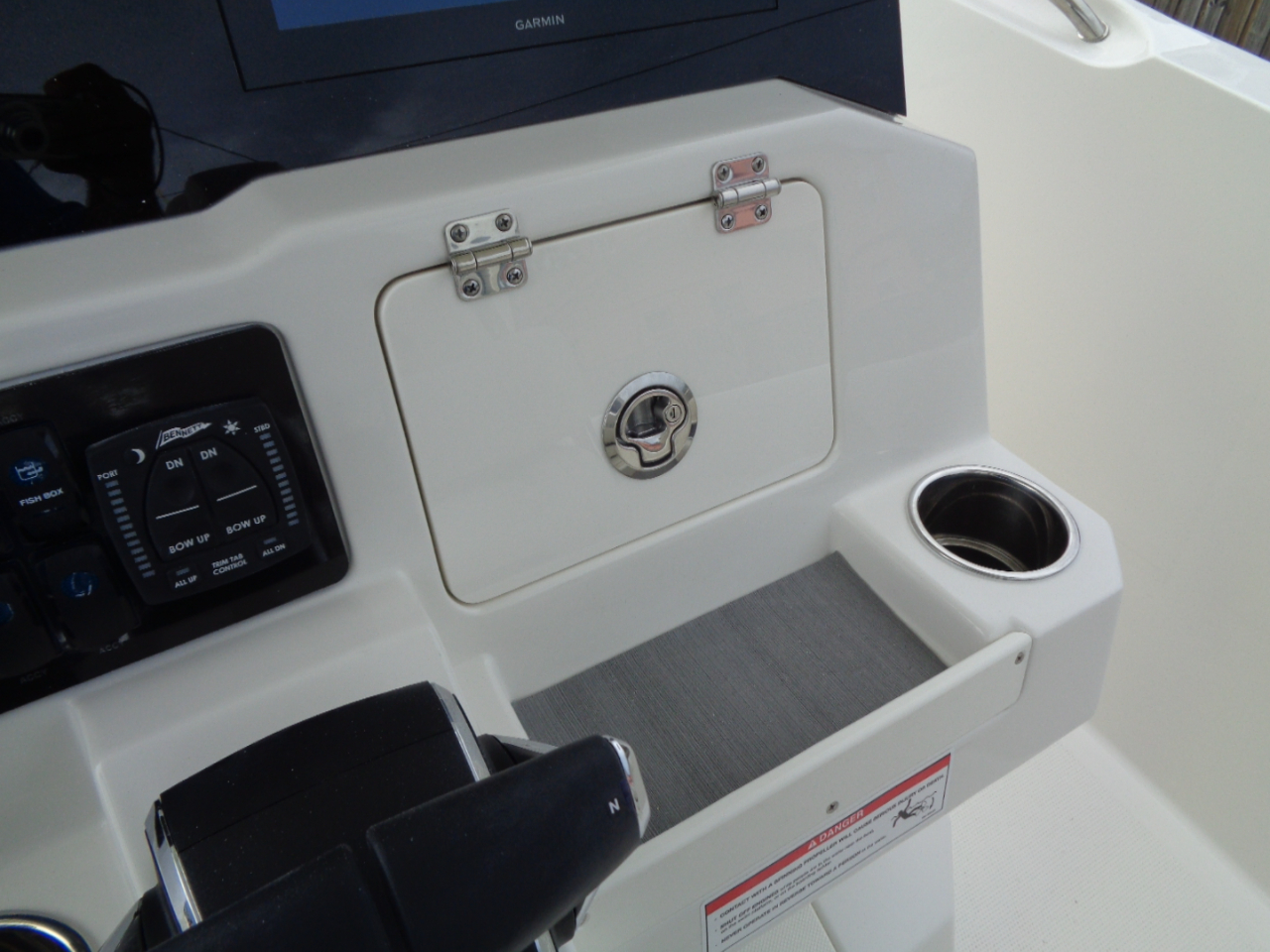 Sailfish  290 Center Console  2026 Sailfish  290 Center Console  2026