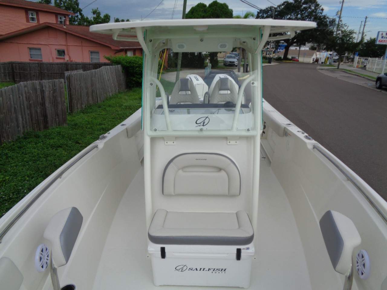 Sailfish  290 Center Console  2026 Sailfish  290 Center Console  2026