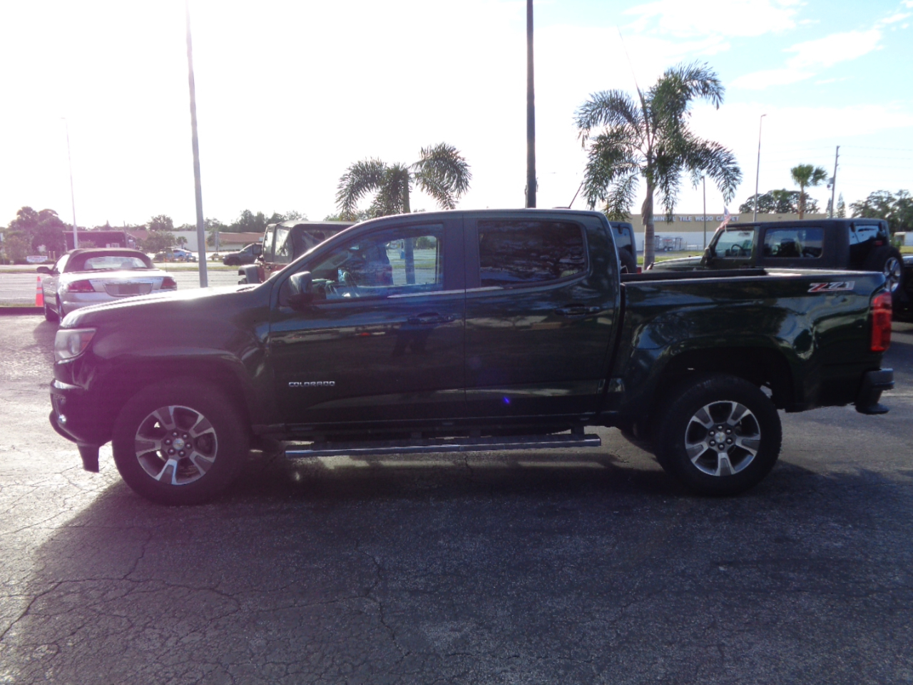2016 Chevrolet Colorado Z71 photo 2