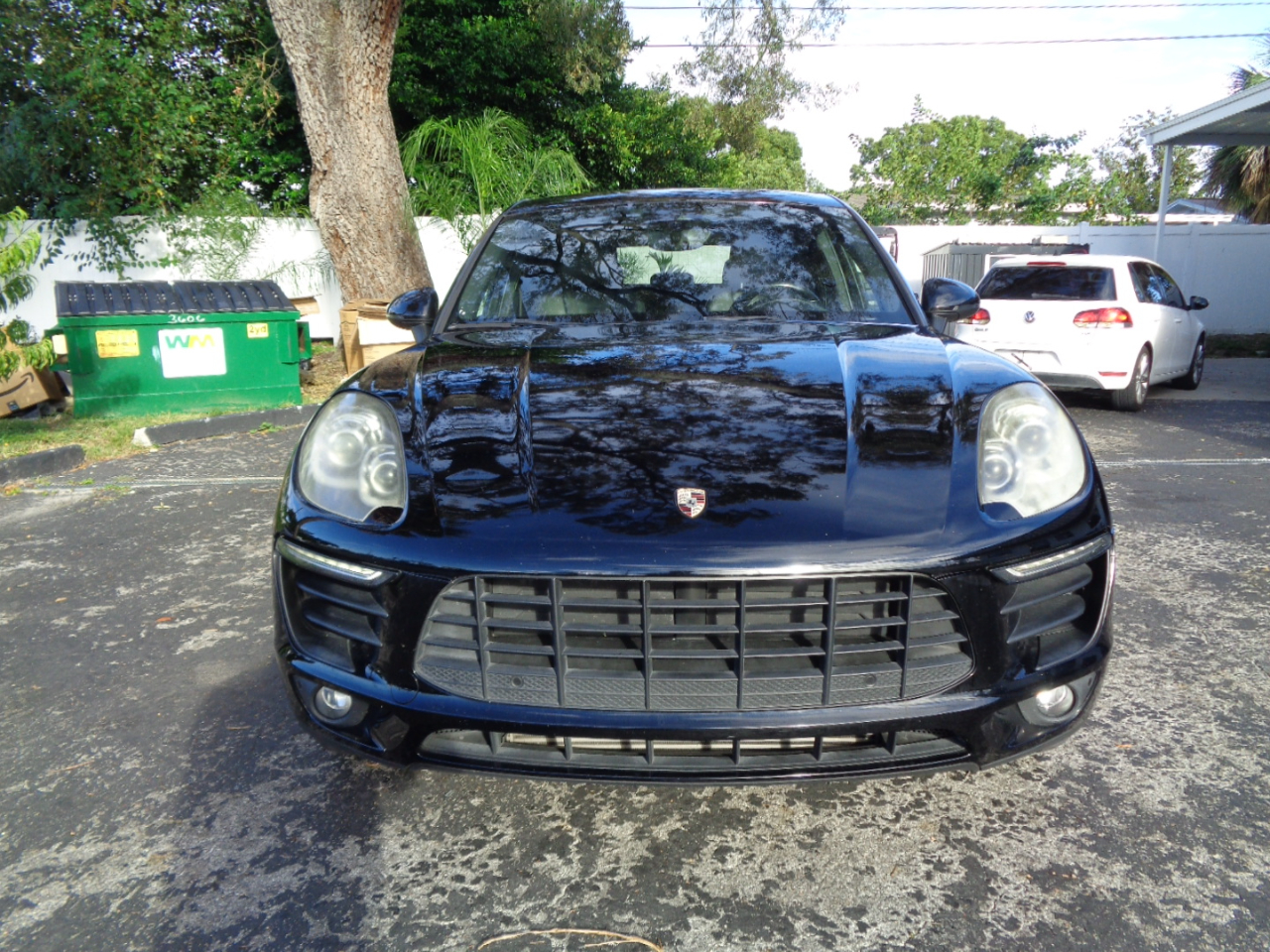 2017 Porsche Macan Base photo 8