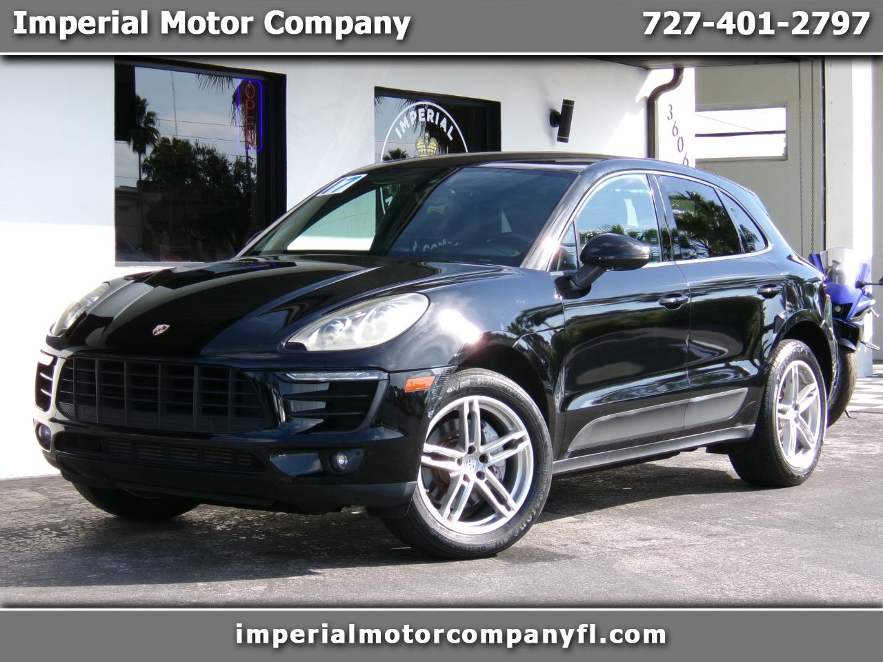 2017 Porsche Macan Base 4D SAV
