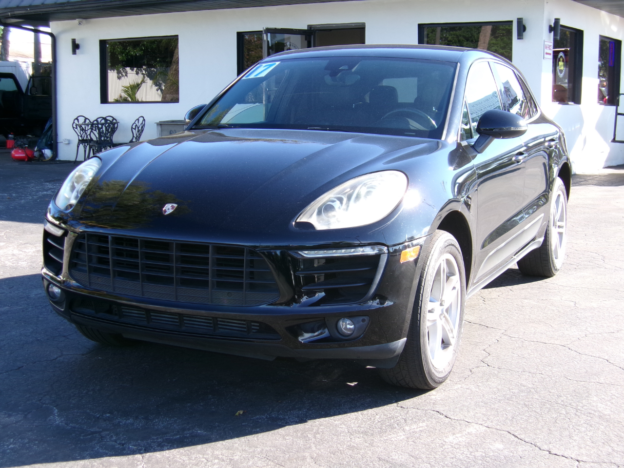 Porsche Macan Base 4D SAV 2017