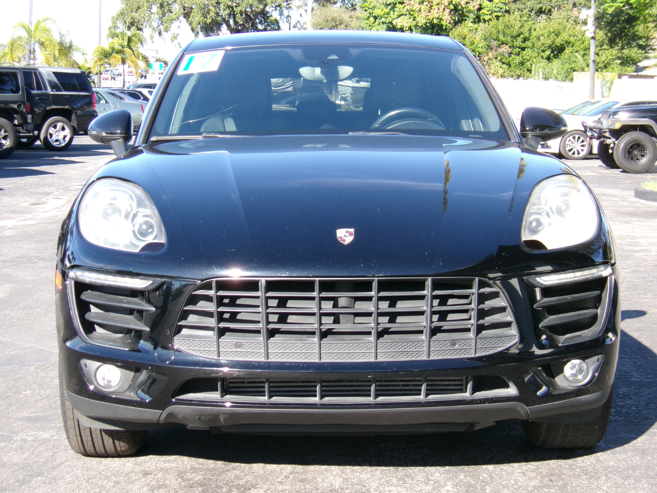 Porsche Macan Base 4D SAV 2017