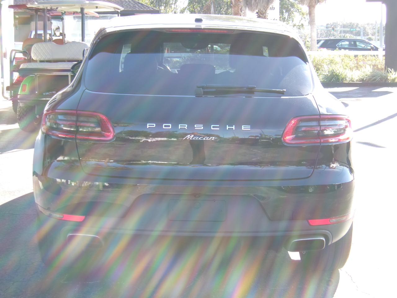 Porsche Macan Base 4D SAV 2017