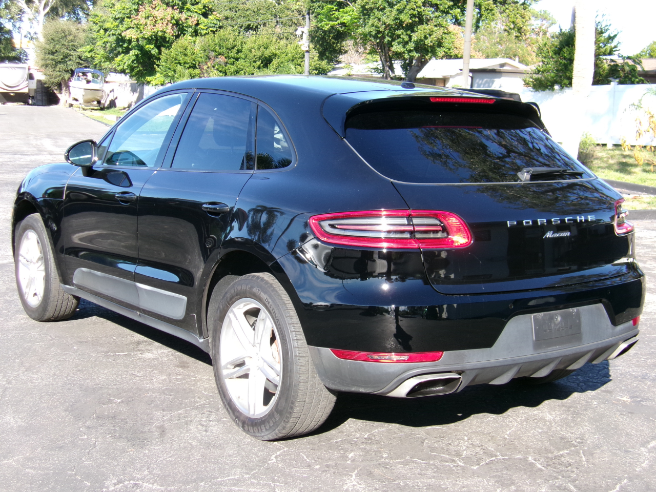 Porsche Macan Base 4D SAV 2017