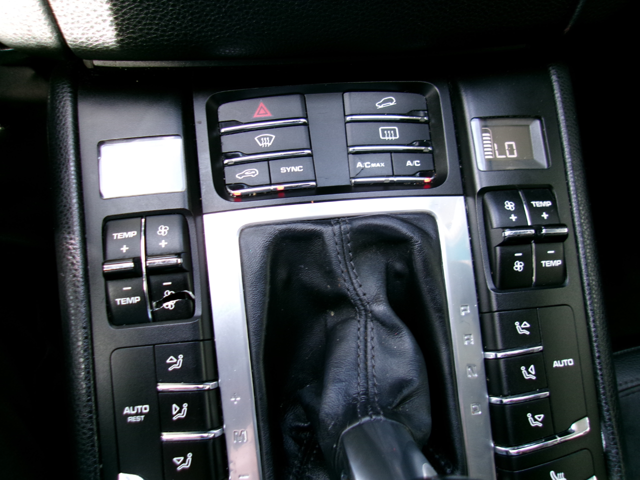 Porsche Macan Base 4D SAV 2017