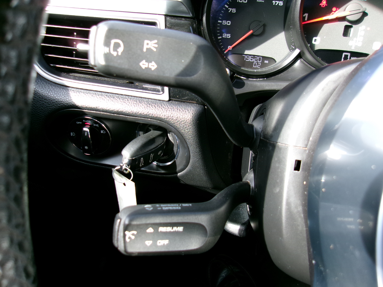 Porsche Macan Base 4D SAV 2017