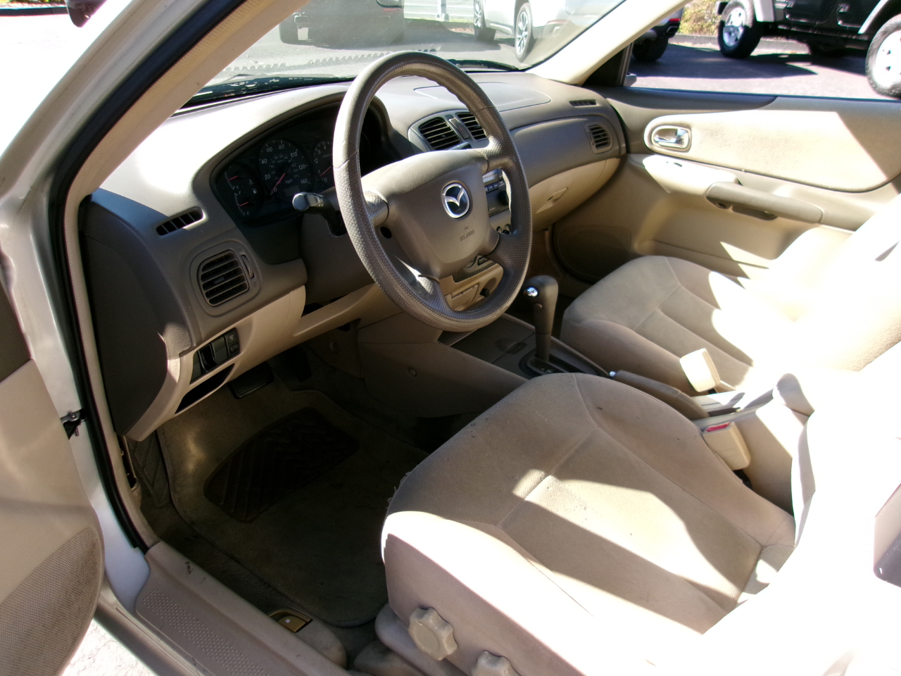 Mazda Protege DX 2001