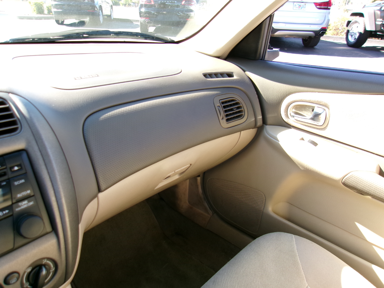 Mazda Protege DX 2001