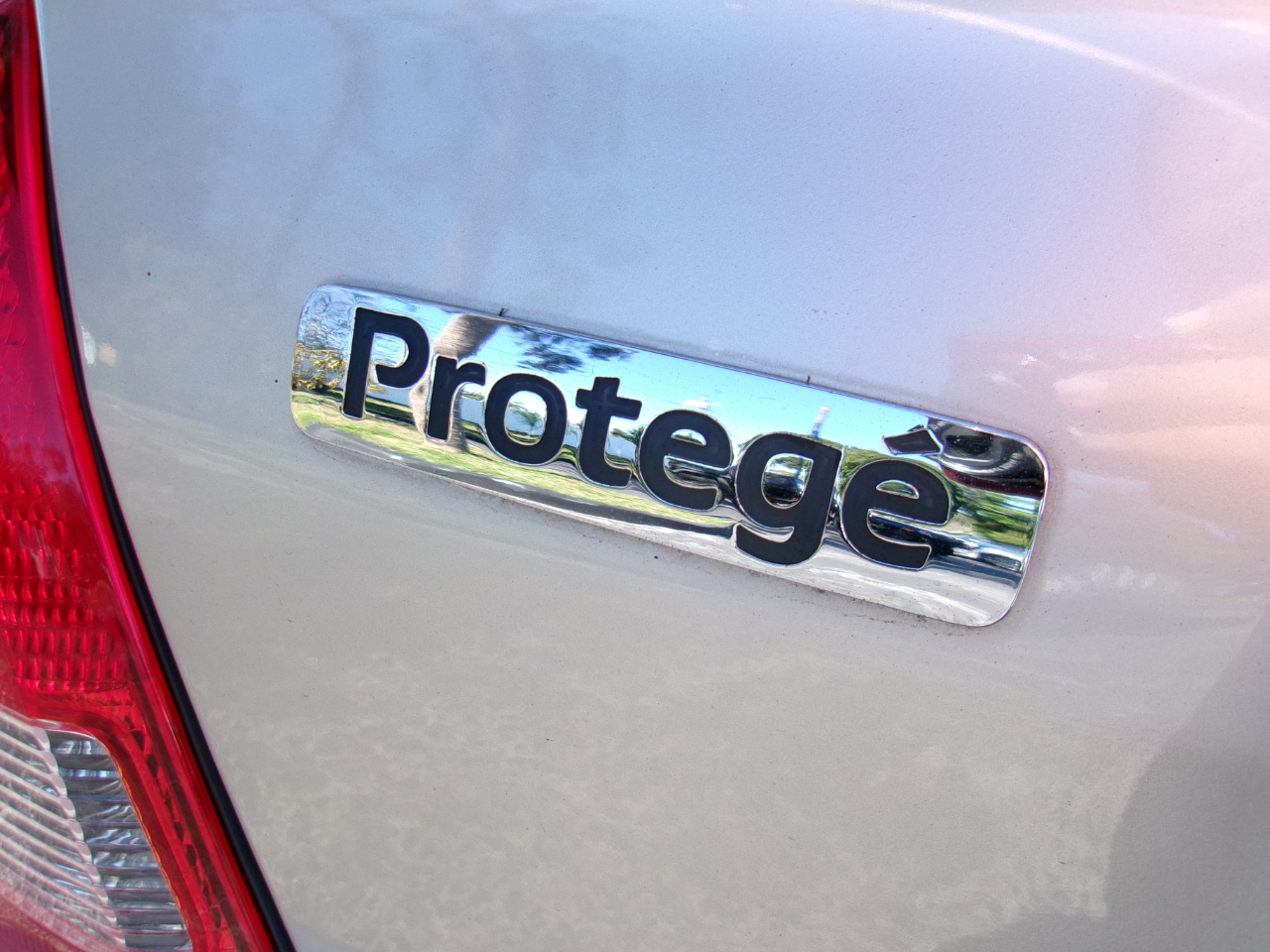 Mazda Protege DX 2001