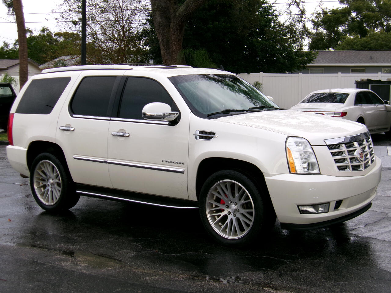 Cadillac Escalade Luxury AWD 2014