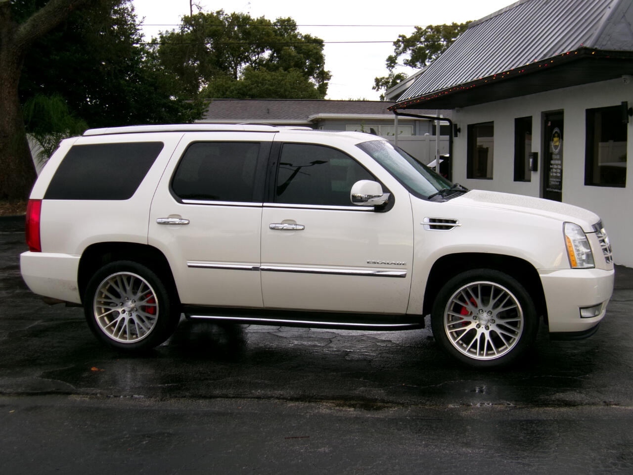 Cadillac Escalade Luxury AWD 2014