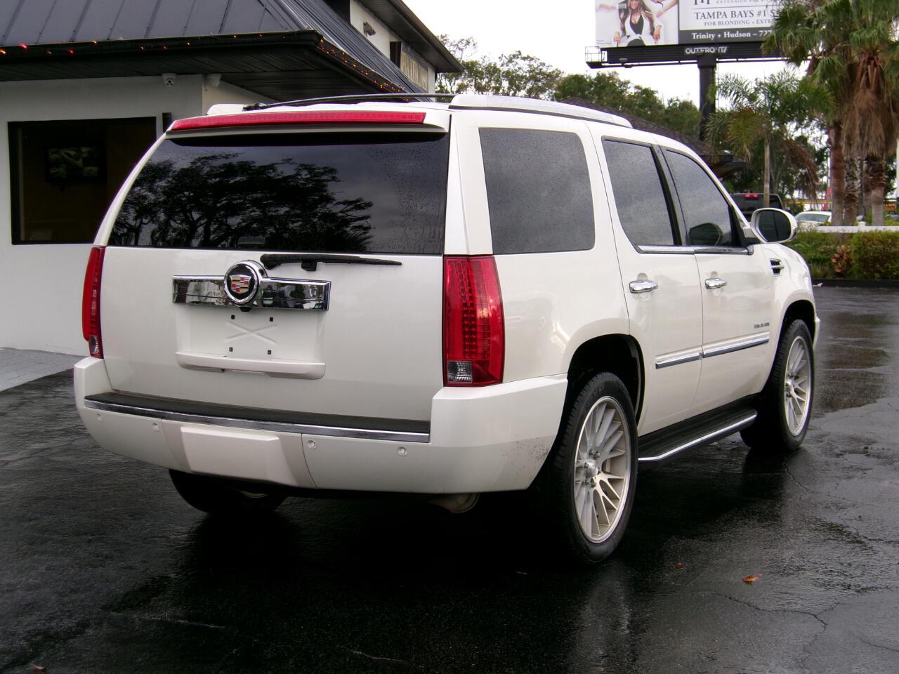 Cadillac Escalade Luxury AWD 2014