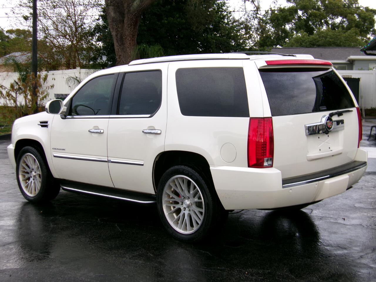Cadillac Escalade Luxury AWD 2014