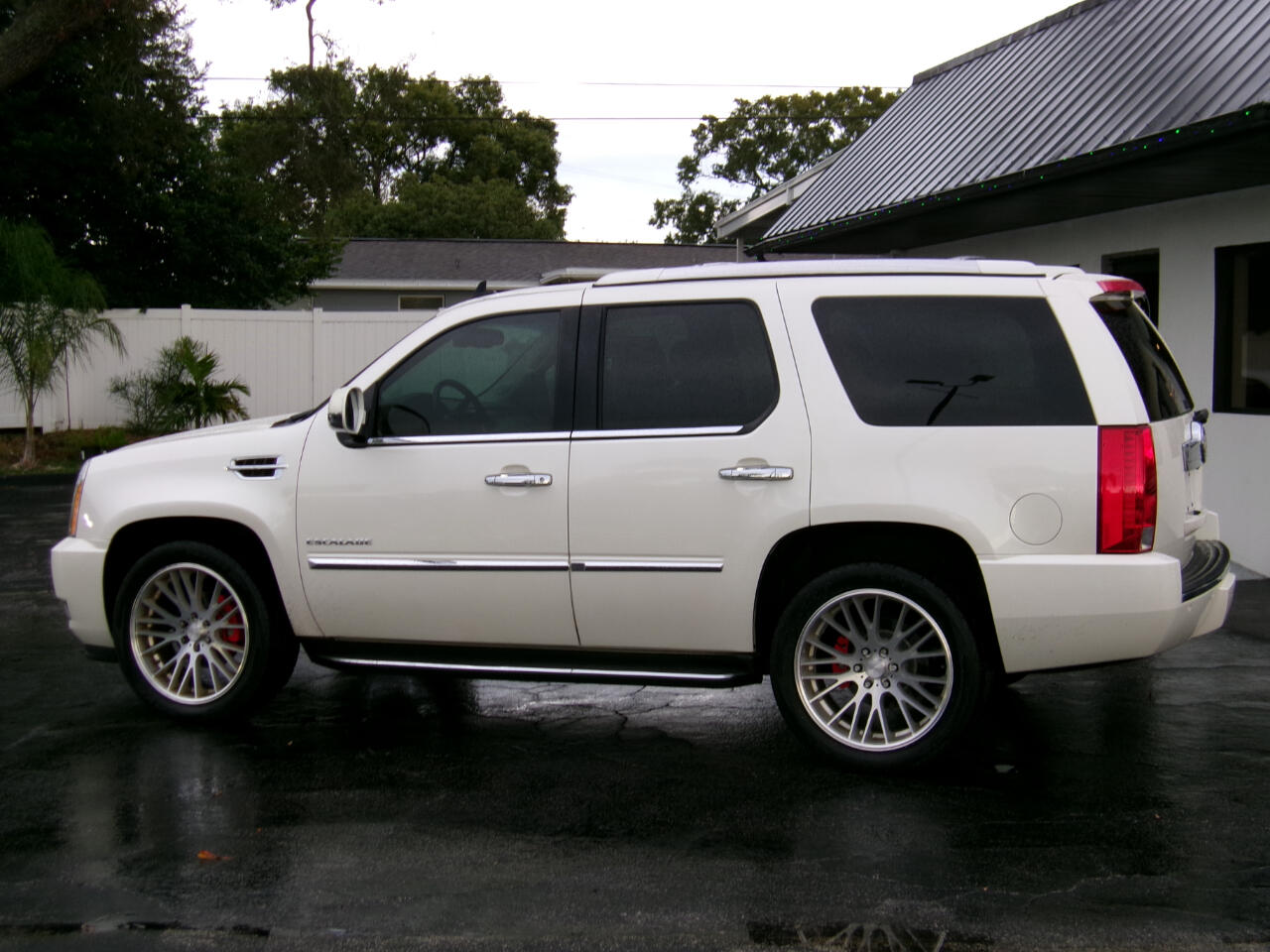 Cadillac Escalade Luxury AWD 2014