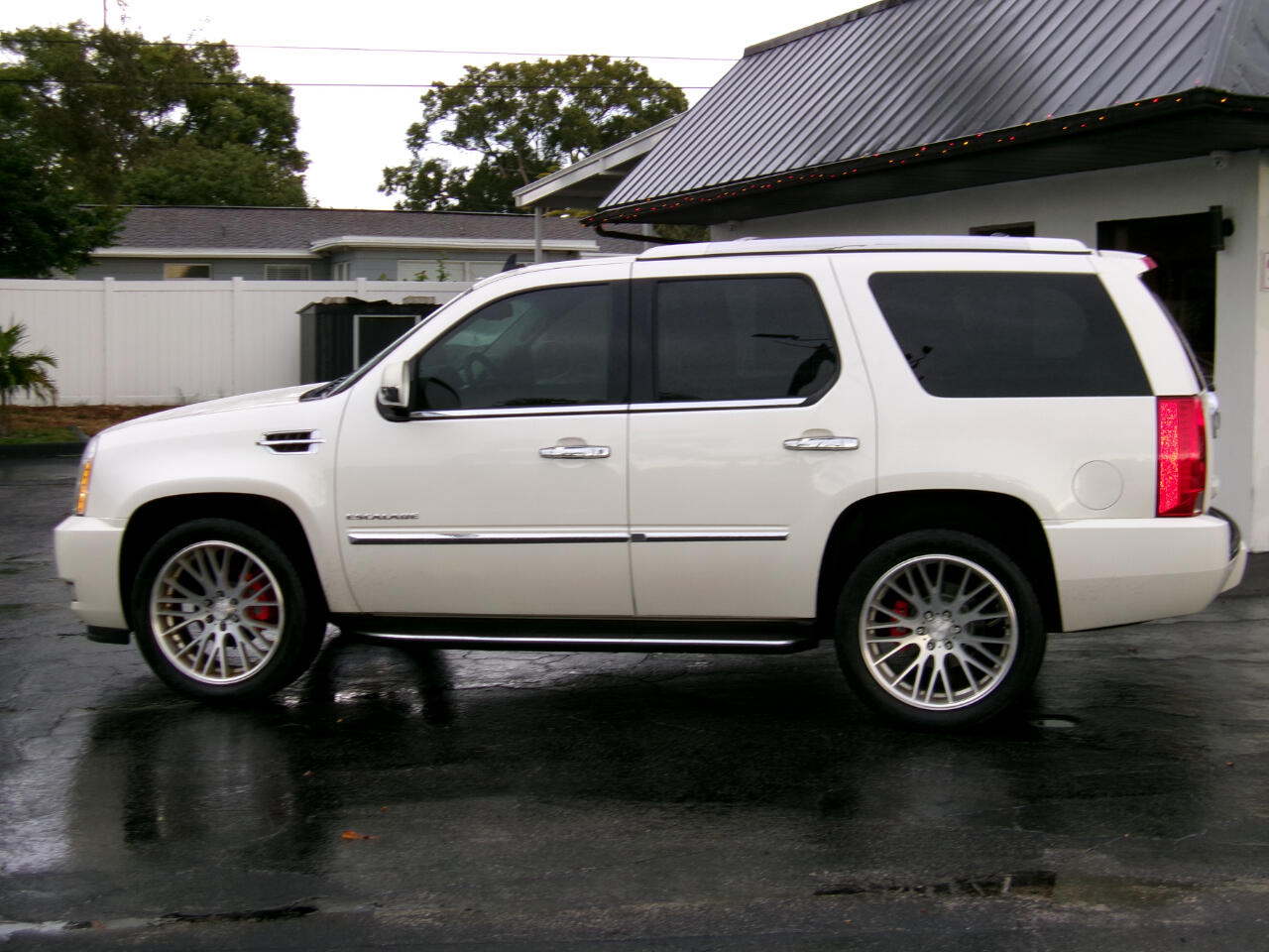 Cadillac Escalade Luxury AWD 2014