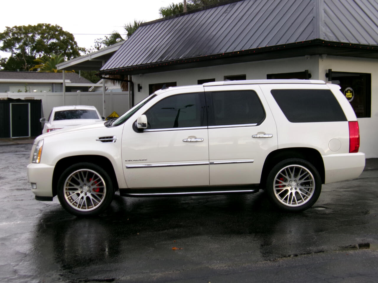 Cadillac Escalade Luxury AWD 2014