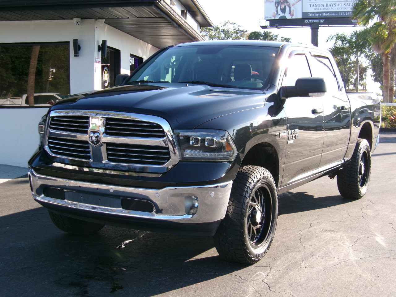 RAM 1500 Classic Big Horn 4x2 Crew Cab 5'7" Box 2019