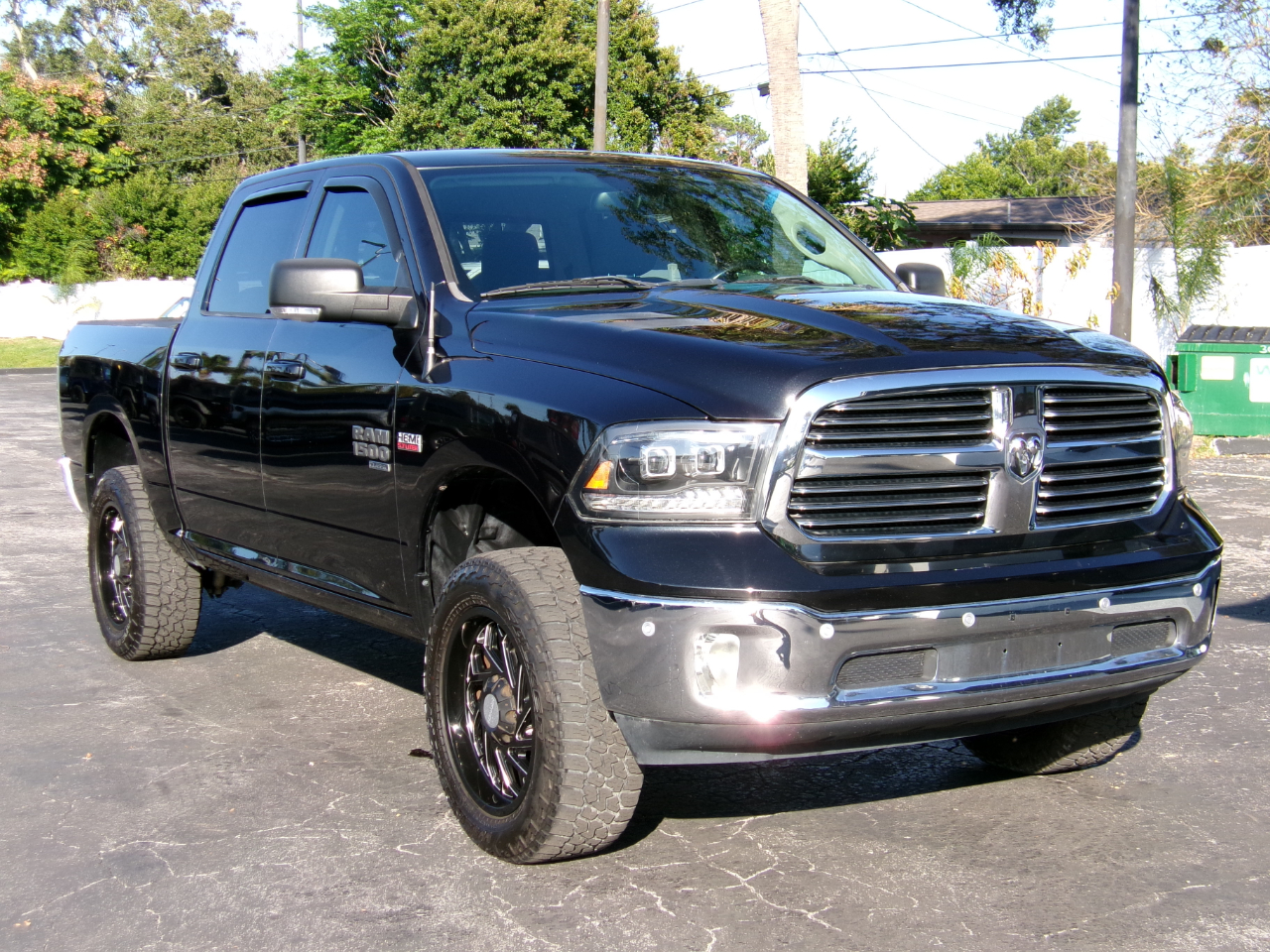 RAM 1500 Classic Big Horn 4x2 Crew Cab 5'7" Box 2019
