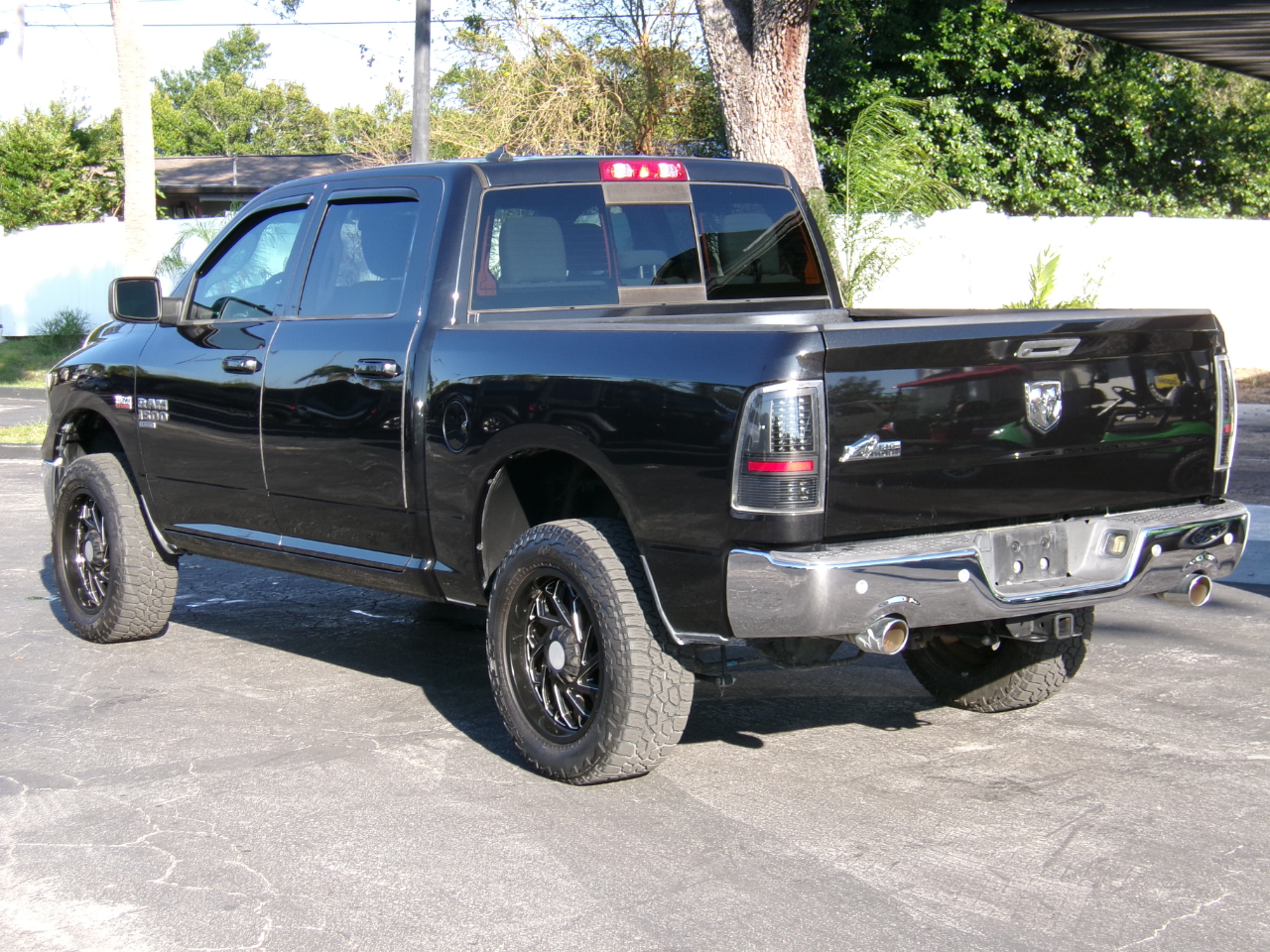 RAM 1500 Classic Big Horn 4x2 Crew Cab 5'7" Box 2019