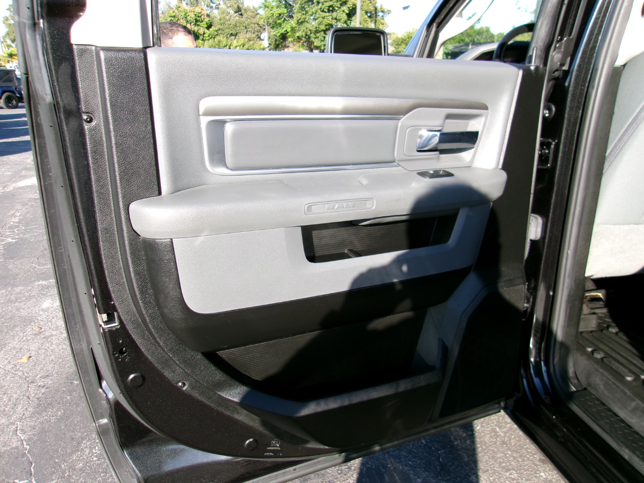 RAM 1500 Classic Big Horn 4x2 Crew Cab 5'7" Box 2019