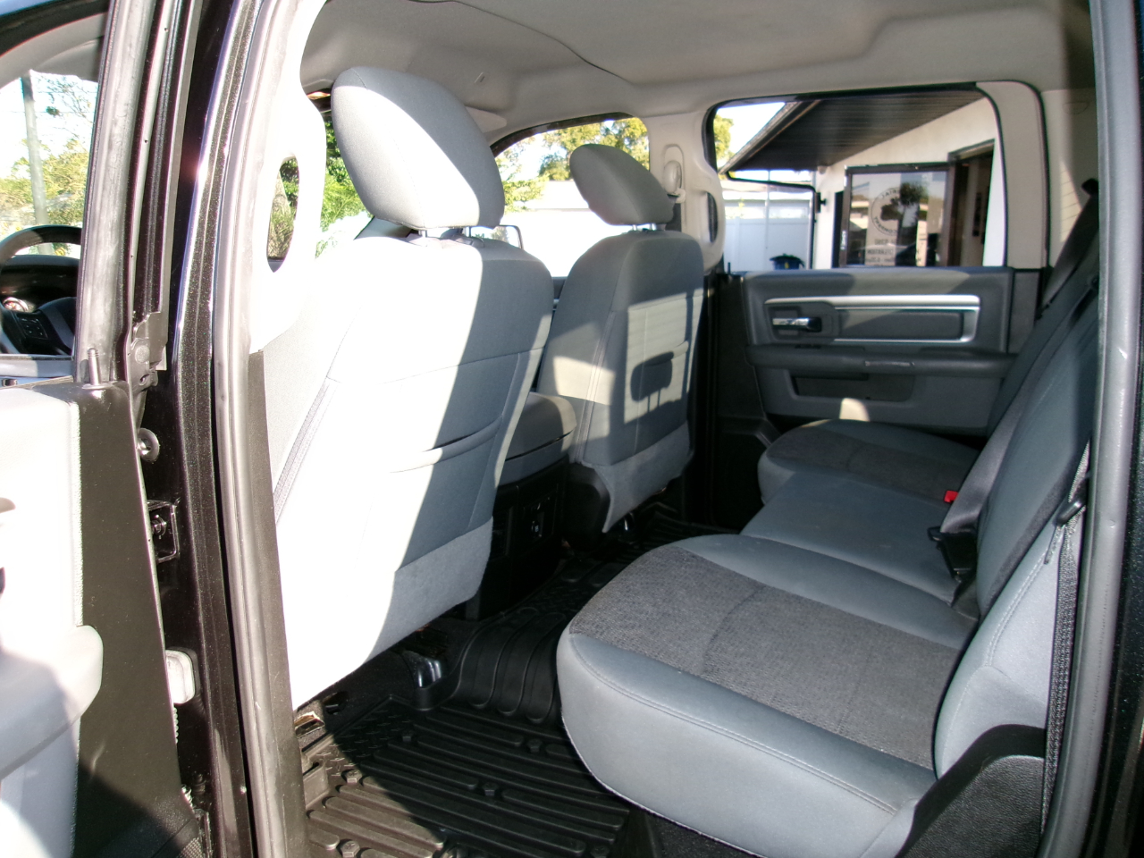 RAM 1500 Classic Big Horn 4x2 Crew Cab 5'7" Box 2019