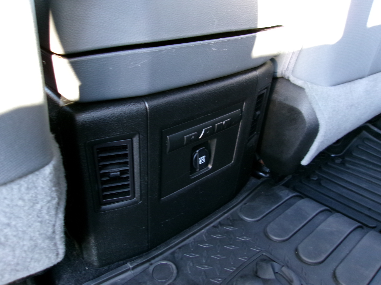 RAM 1500 Classic Big Horn 4x2 Crew Cab 5'7" Box 2019