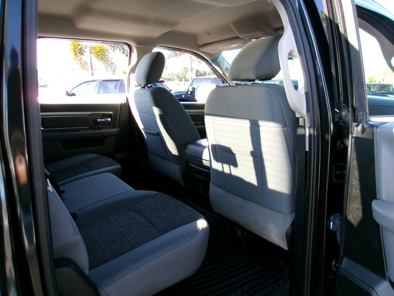 RAM 1500 Classic Big Horn 4x2 Crew Cab 5'7" Box 2019