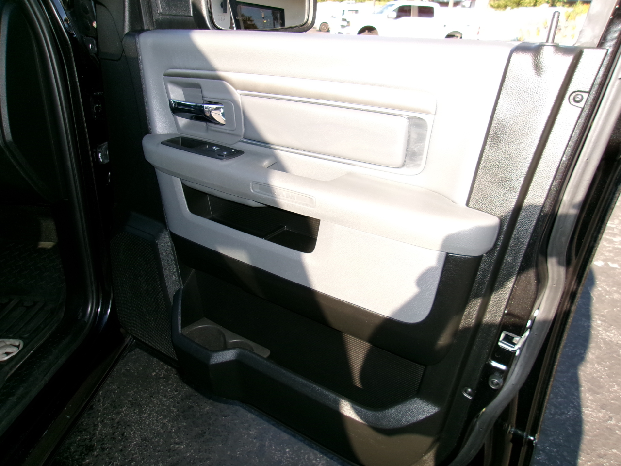 RAM 1500 Classic Big Horn 4x2 Crew Cab 5'7" Box 2019