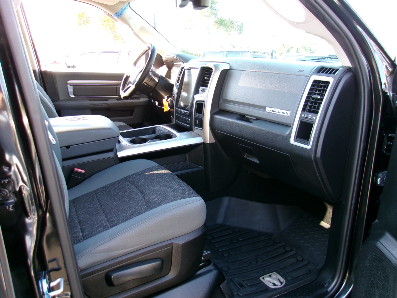 RAM 1500 Classic Big Horn 4x2 Crew Cab 5'7" Box 2019