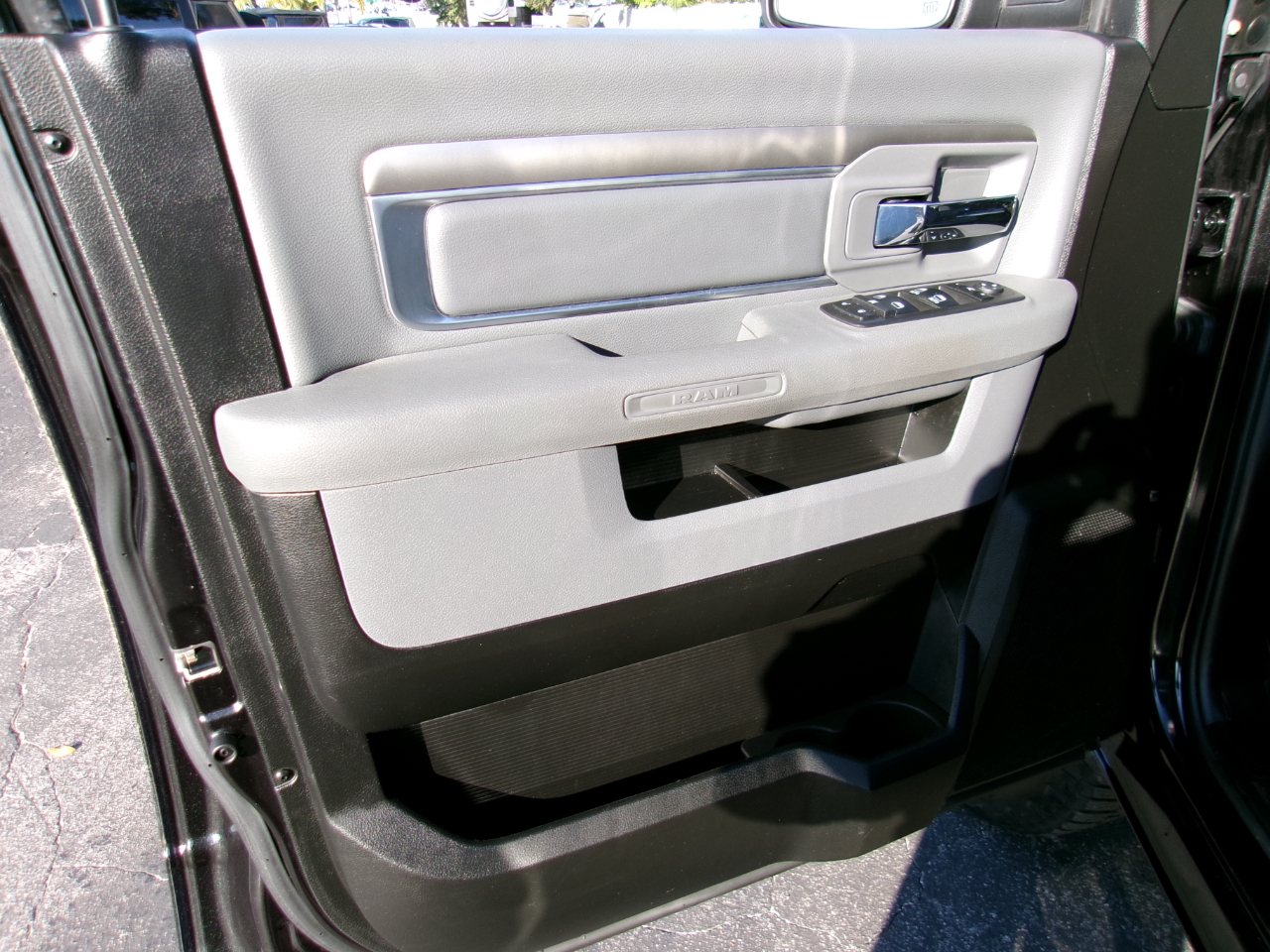 RAM 1500 Classic Big Horn 4x2 Crew Cab 5'7" Box 2019