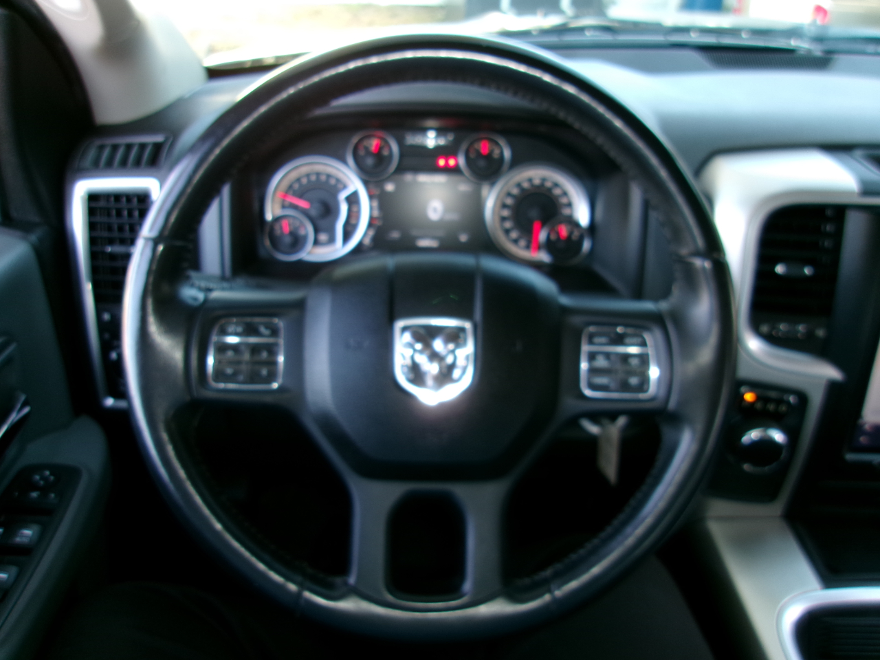 RAM 1500 Classic Big Horn 4x2 Crew Cab 5'7" Box 2019