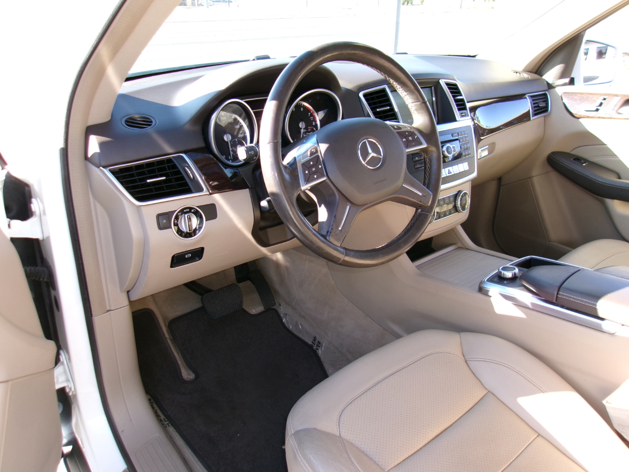 Mercedes-Benz M-Class ML350 4MATIC 2014