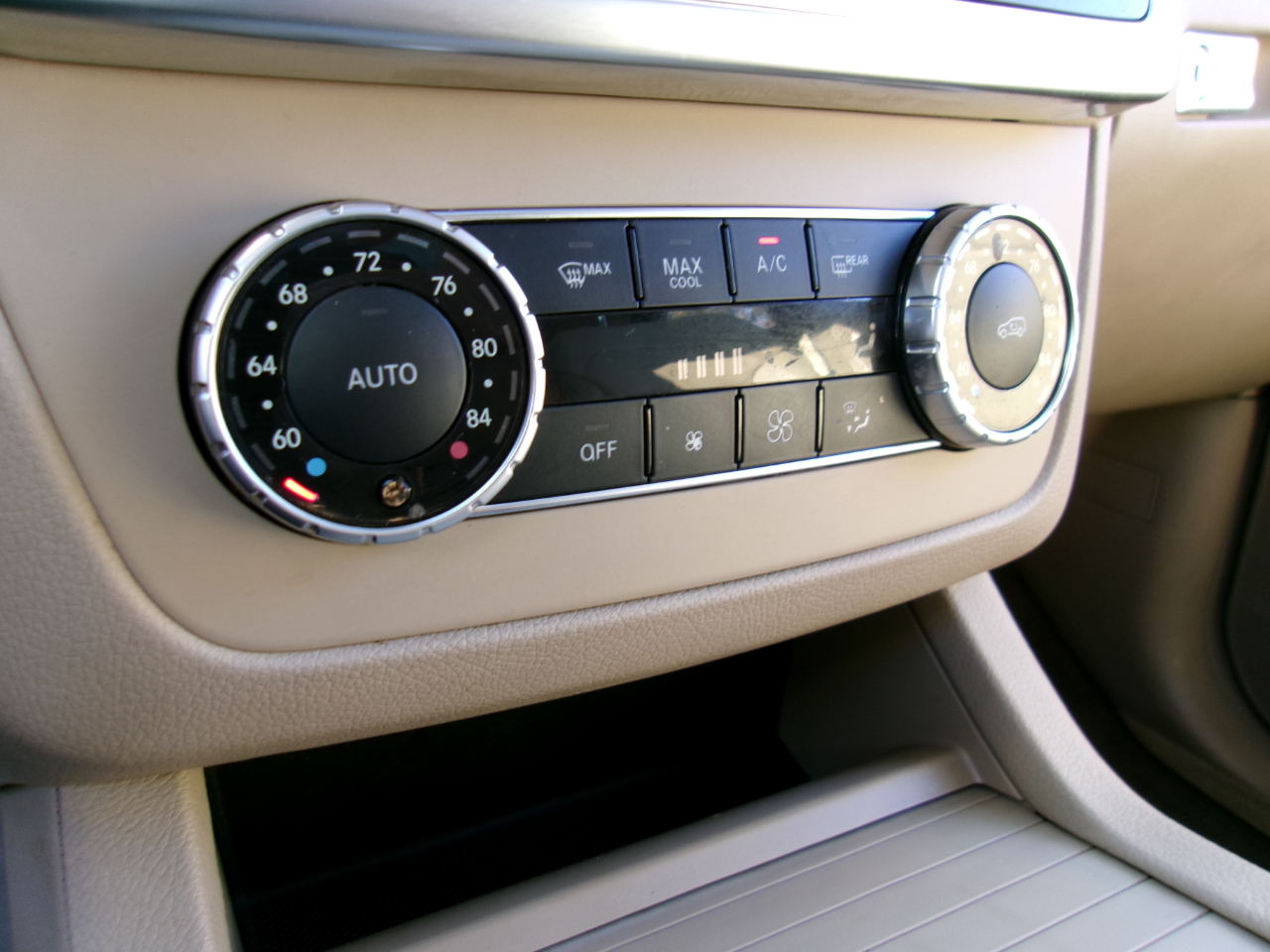 Mercedes-Benz M-Class ML350 4MATIC 2014