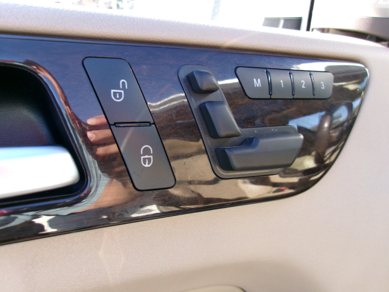 Mercedes-Benz M-Class ML350 4MATIC 2014