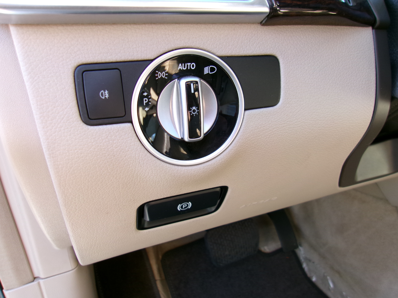 Mercedes-Benz M-Class ML350 4MATIC 2014