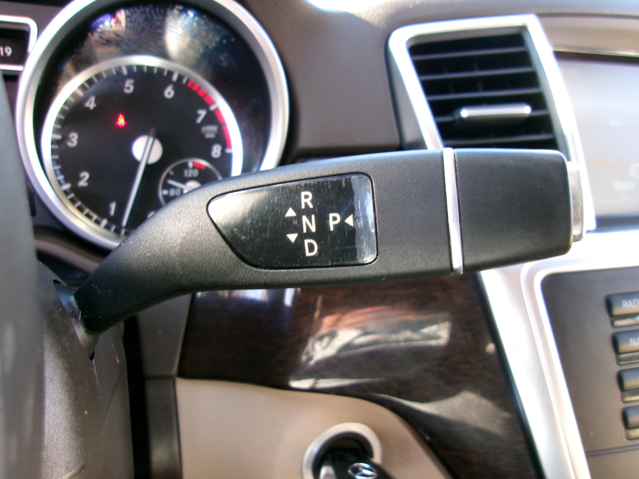 Mercedes-Benz M-Class ML350 4MATIC 2014