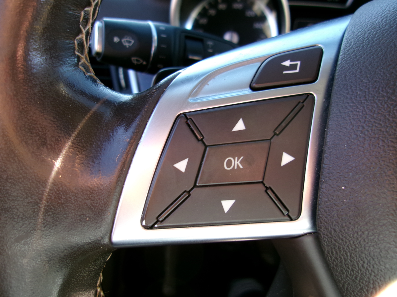 Mercedes-Benz M-Class ML350 4MATIC 2014