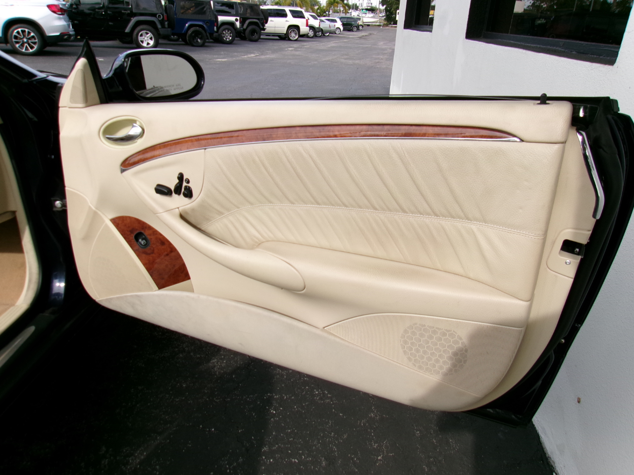 Mercedes-Benz CLK-Class CLK350 Cabriolet 2006