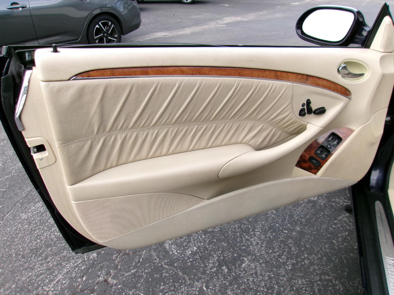 Mercedes-Benz CLK-Class CLK350 Cabriolet 2006